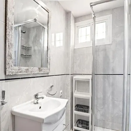 Apartamento Avec Balcon A Minerva